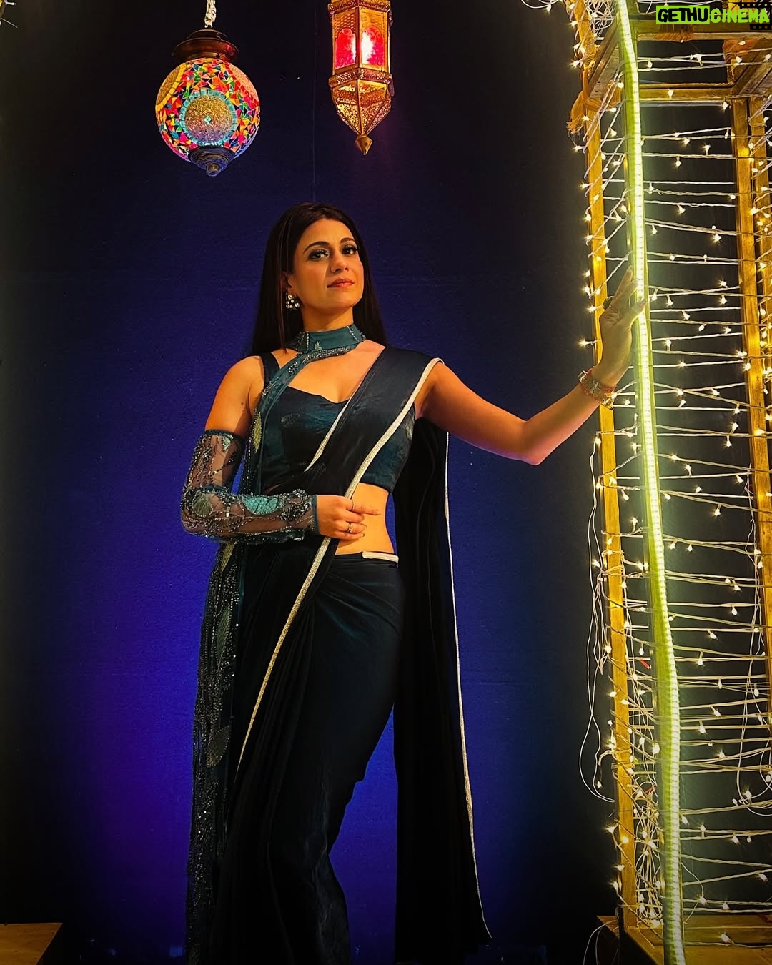Akanksha Juneja - 10.8K Likes - Biggest adventure is living the life of your dreams 🤩❤️🎁

#look #ootd #ootdfashion #outfit #outfitoftheday #saree #style #fashion #photooftheday #photography #foryou #foryoupage #explore #explorepage #exploremore #trendingnow #trend #trendy #trending #viral #viralpost #actress #akankshajuneja