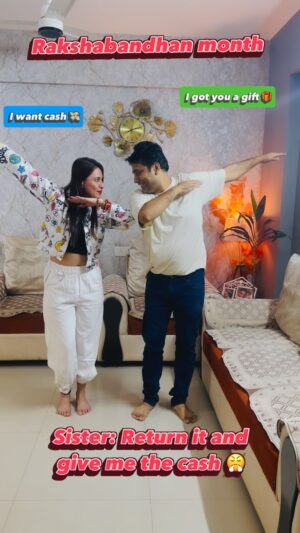 Akanksha Juneja Instagram - Isko Amazon pe return karne ka option batao 🤪

#rakshabandhanspecial #festiveseason #rakhi #funny #fun #funnyvideos #comedy #comedyvideos #funnysiblings #foryou #foryoupage #explore #explorepage #exploremore #trend #trendingnow #trendingreels #viral #viralreels #actress #akankshajuneja