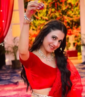 Akanksha Juneja Instagram - Do what your makes your soul shine 🥂🪔

#festival #festivalfashion #festivewear #look #lookoftheday #ootd #ootdfashion #outfit #outfitoftheday #foryou #foryoupage #explore #explorepage #exploremore #trending #trend #trendy #trendingnow #viral #viralpost #actress #akankshajuneja