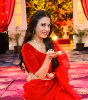 Akanksha Juneja Instagram - Do what your makes your soul shine 🥂🪔

#festival #festivalfashion #festivewear #look #lookoftheday #ootd #ootdfashion #outfit #outfitoftheday #foryou #foryoupage #explore #explorepage #exploremore #trending #trend #trendy #trendingnow #viral #viralpost #actress #akankshajuneja