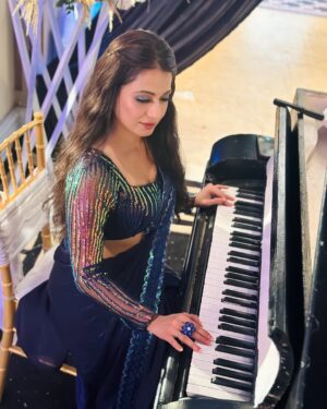 Akanksha Juneja Instagram - Sing the song of life from your soul 🧚‍♀️

Picture courtesy @adrija_roy_official @khairesuyog 

#photooftheday #photography #lifestyle #look #lookoftheday #outfit #outfitoftheday #ootd #ootdfashion #foryou #foryoupage #explore #explorepage #exploremore #trending #trend #trendy #trendingnow #viral #actress #akankshajuneja