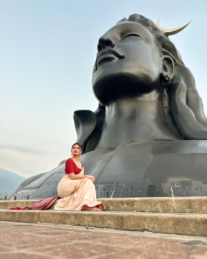 Akanksha Juneja Instagram - He is the reason I believe in MIRACLES
He is the reason I believe in DESTINY 
He is my all and he is my EVERYTHING ❤️💯

#devotional #shiva #shivbhakt #omnamahshivaya #mahakal #adiyogi #feelings #positivity #harharmahadev #strength #travelphotography #travelgram #photooftheday #ootd #ootdfashion #saree #look #foryou #foryoupage #explore #explorepage #exploremore #trend #trendy #trendingnow #trending #viral #viralpost #actress #akankshajuneja