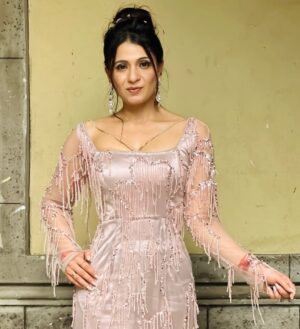 Akanksha Juneja Instagram - Elegance is a self created art of work 🤩💝🥂

#ootd #ootdfashion #look #fashion #foryou #foryoupage #explore #explorepage #exploremore #trending #trend #trendy #trendingnow #viral #viralpost #actress #akankshajuneja
