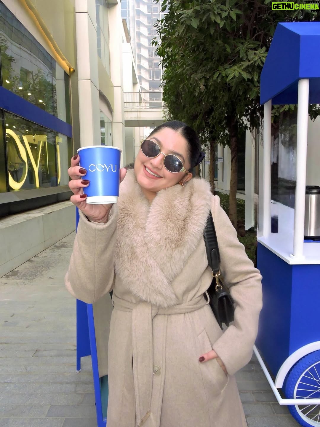 Akshita - 566 Likes - Szn of hot chocolates 🥨🤍❄️☃️