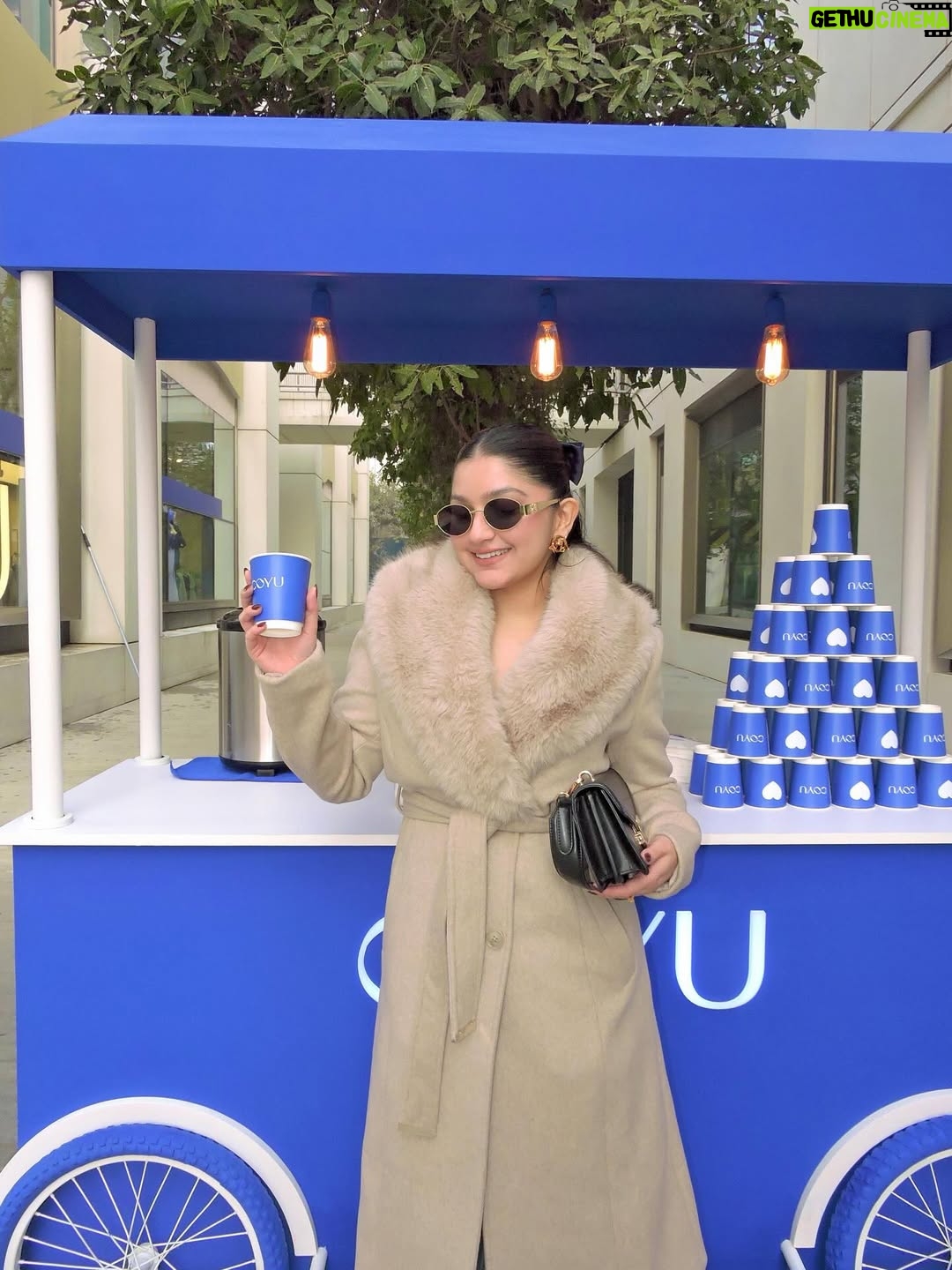 Akshita - 566 Likes - Szn of hot chocolates 🥨🤍❄️☃️