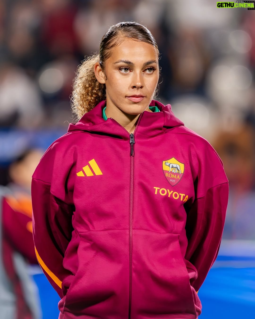 Alayah Pilgrim - 27.6K Likes - Tough result, but grateful for our amazing fans. Always great to play against the best in the world✨

Risultato difficile, ma grata per i nostri fantastici tifosi. Sempre un’emozione giocare contro le migliori del mondo✨