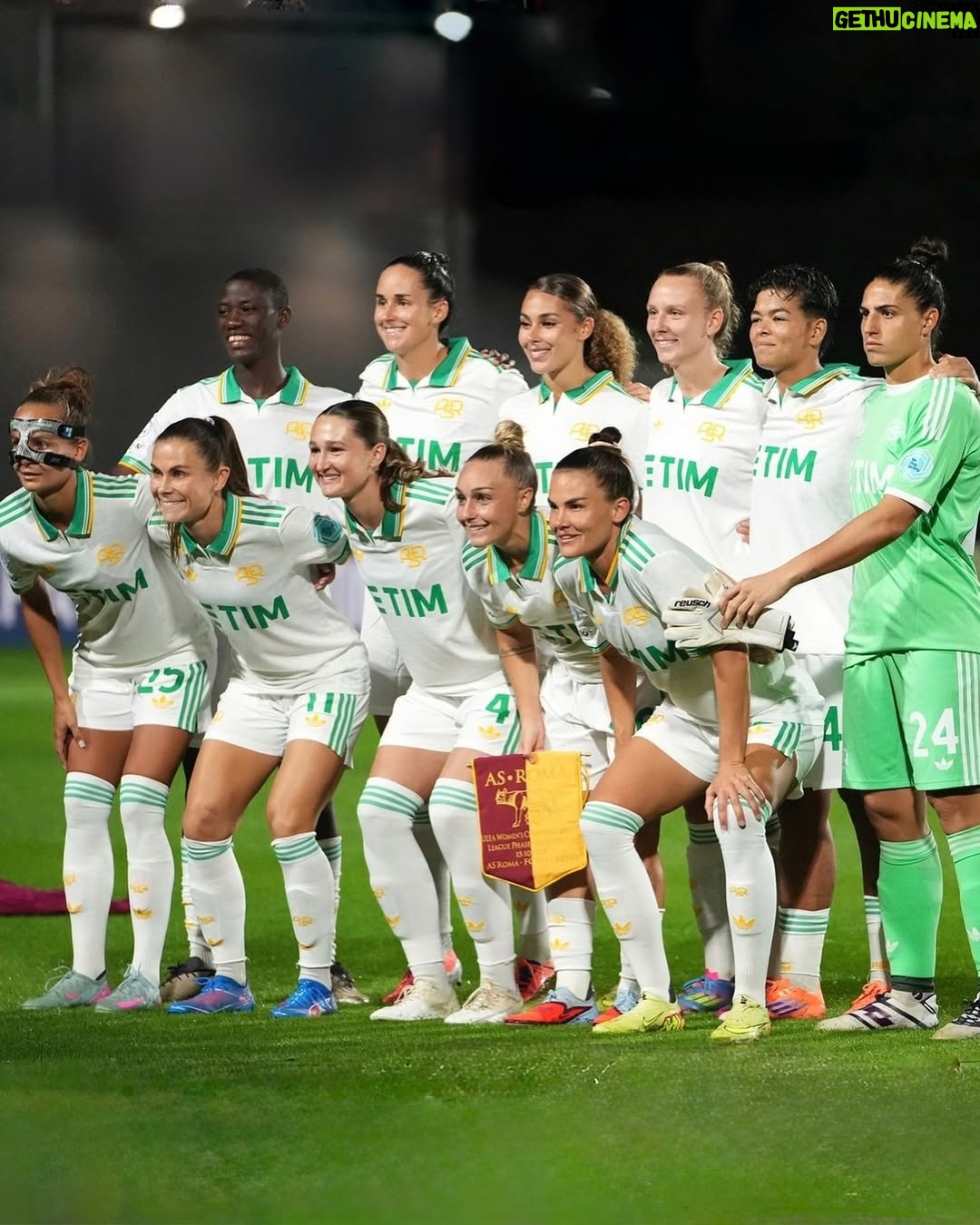 Alayah Pilgrim - 27.6K Likes - Tough result, but grateful for our amazing fans. Always great to play against the best in the world✨

Risultato difficile, ma grata per i nostri fantastici tifosi. Sempre un’emozione giocare contro le migliori del mondo✨