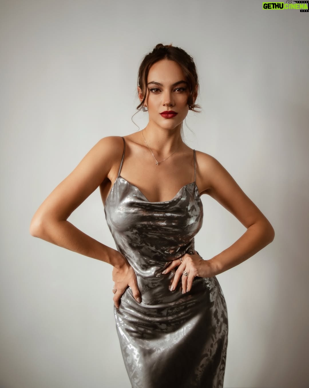 Ale Müller - 28.4K Likes - Muy labio rojo💋