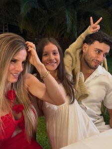 Actress Alejandra Baigorria HD Photos and Wallpapers December 2025
