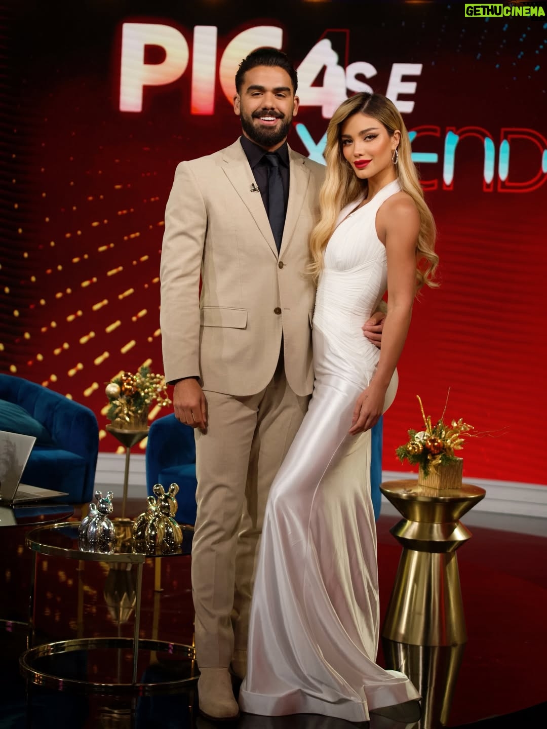 Aleska Génesis - 74.8K Likes - Un paso más en este camino como conductora en @telemundo 

Mi primera vez conduciendo en #PicaySeExtiende 
Nerviosa, feliz y hablando de lo que importa.
Venezuela 🇻🇪

Gracias por acompañarme siempre.. 

Venezuela no está sola y pronto seremos Libre 🤍🕊️

Gracias por las fotos @thedanielsalamanca 

Outfit @benditoclosetstyle 
Makeup @makeupbyyrey