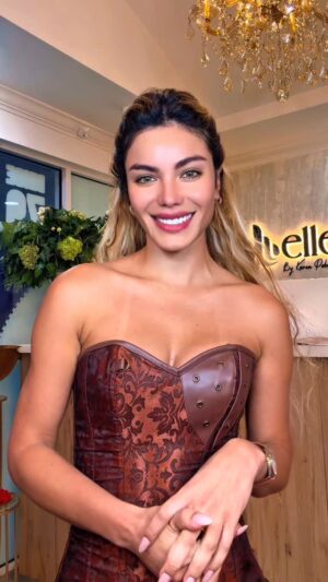 Aleska Génesis Instagram - En LE BELLE MD recibimos con muchísimo cariño a nuestra querida Aleska Génesis @aleskagenesis, quien visitó nuestro establecimiento para disfrutar de una fabulosa limpieza facial, diseñada para revitalizar, iluminar y cuidar la piel como se merece ✨💆‍♀️.

Su experiencia es una invitación para ti:
no dejes pasar nuestra promoción especial y consiente tu piel con tratamientos de calidad y atención profesional.

📅 Agenda tu cita hoy
✨ Vive la experiencia LE BELLE MD @lebelle.md 

PORQUE DOS ES MEJOR QUE UNO