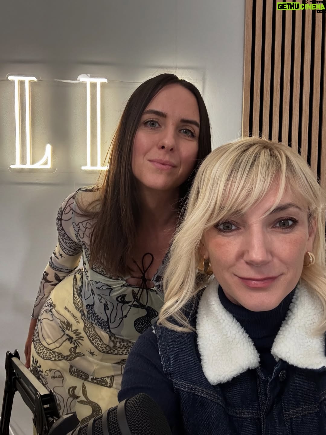 Alexandra Borbély - 1.1K Likes - THISISUS
2026 első témájához:
Andzsi: Legyen a mesterseges intelligencia hatasa.  hetkoznapjainkra, erzeseinkre, munkainkra, szokasainkra, gondolkodjunk abban is, hogy mi a reakcionk ra 
Szandra: Nem tudom, hogy bennem van-e elég szó erről

……….majd meglátjátok🤓🤘🏻
köv.epi. már januárban

@ellehungary 
@eke_angela 
#thisisus #podcast