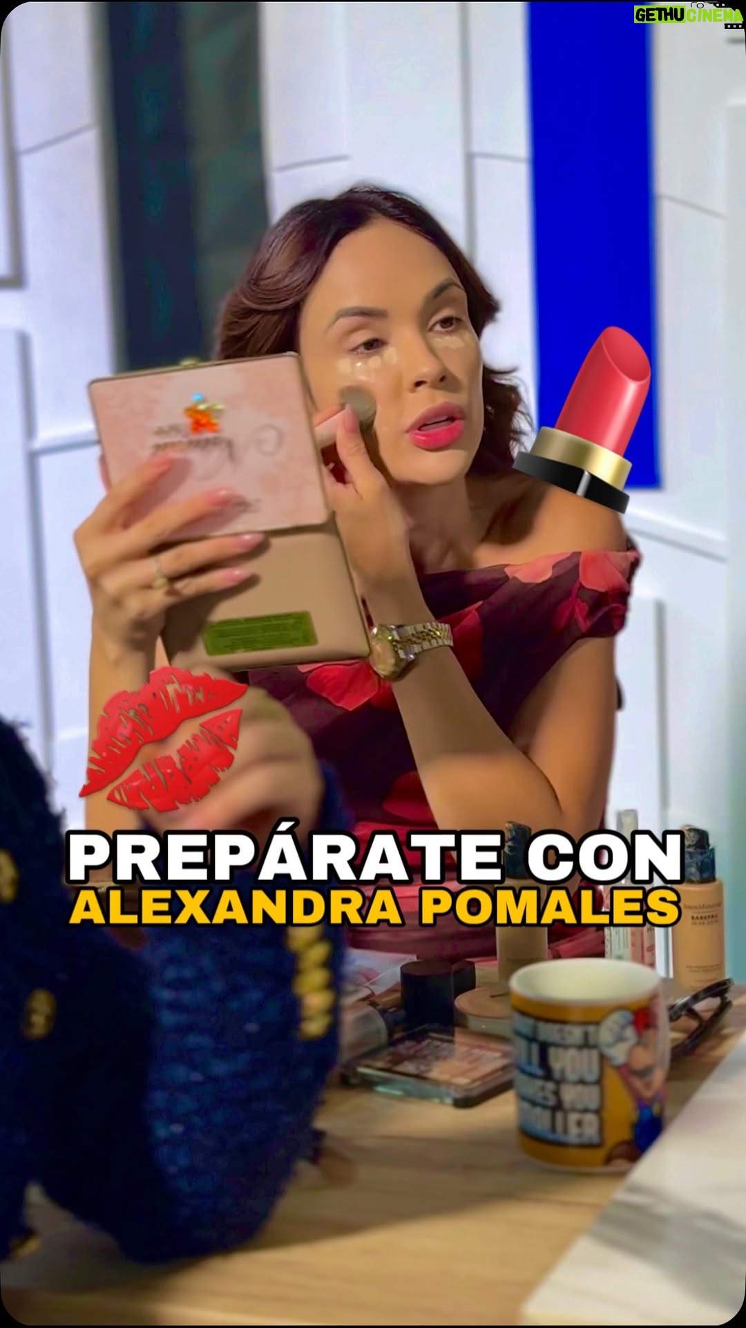 Alexandra Pomales - 1.2K Likes - 👉🏻 @alexandrapomales nos muestra un poco del esfuerzo que hace para participar como ANIMADORA INVITADA en #PégateAlMediodía 🥰🔥

Dale PLAY pa’ ver como ella se produce pa’ gozar al mediodía 📺📲 

🙌🏻 #PégateAlMediodía LUNES A VIERNES 11:30 AM por #WapaTV   #WapaAmérica 📺🥇