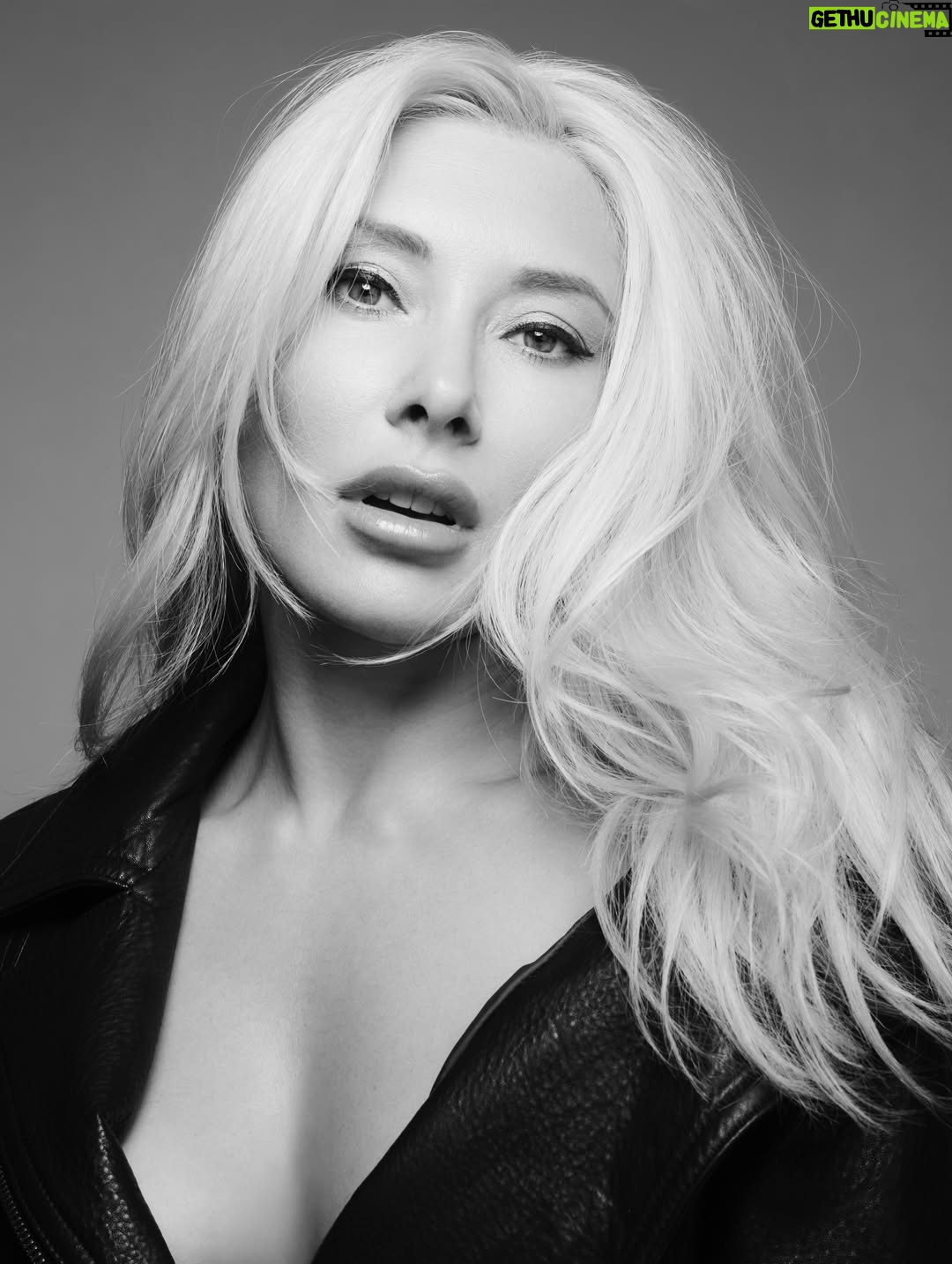 Alexandra Vino - 2.9K Likes - Portraits with @erezsabag 
Hair by @hairbydavidcotteblanche 
Leather by @yigalazrouel 
🤍Top by @onlyhearts1978 
🖤🤍🖤🤍🖤