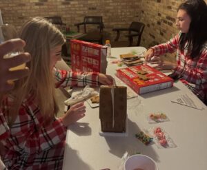 Ali Landry Instagram - Merry Christmas from Louisiana🤍