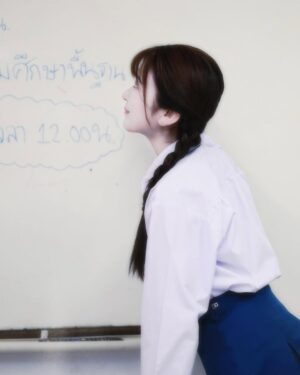 Alicha Sriprathak Instagram - หมวยไปเข้าแถวไป #LikeAPaletteEP5