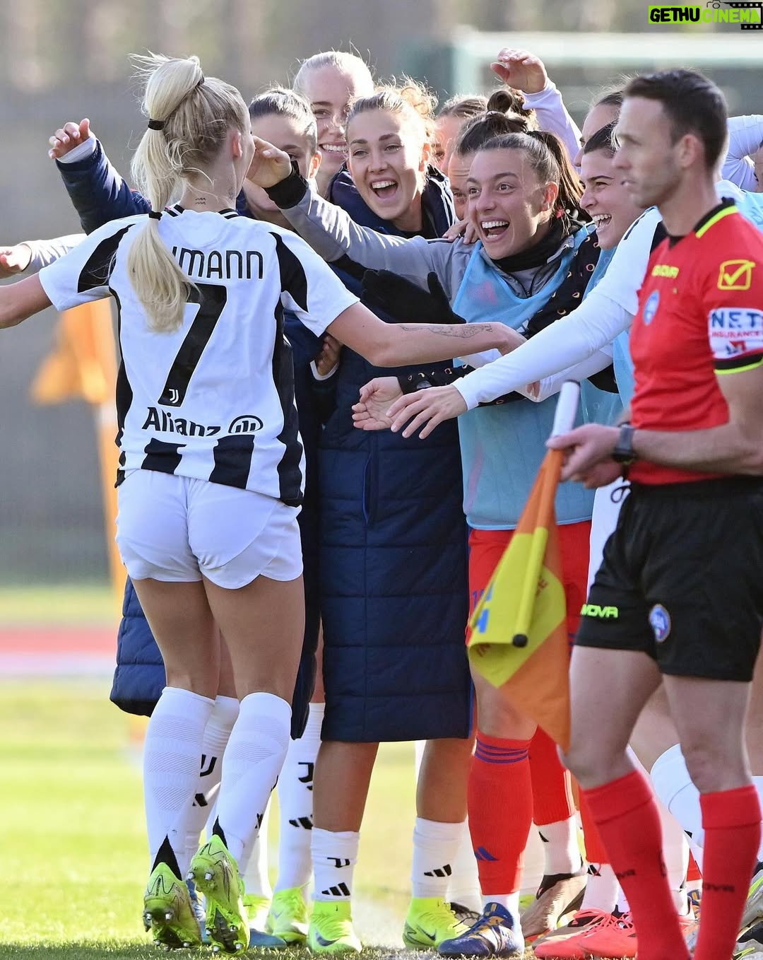 Alisha Lehmann - 356.4K Likes - Ciao bianconeri come stai?

I want to say thank you for this amazing year, especially to my teammates and the amazing fans. The hard work we have put in last season and won titles, a team that I will never forget. I didn’t just had teammates, we were a family and I made friends for life. To leave such an amazing club and people that are close to me, was a very difficult decision. This club, this team and those fans will always have a special place in my heart❤️.