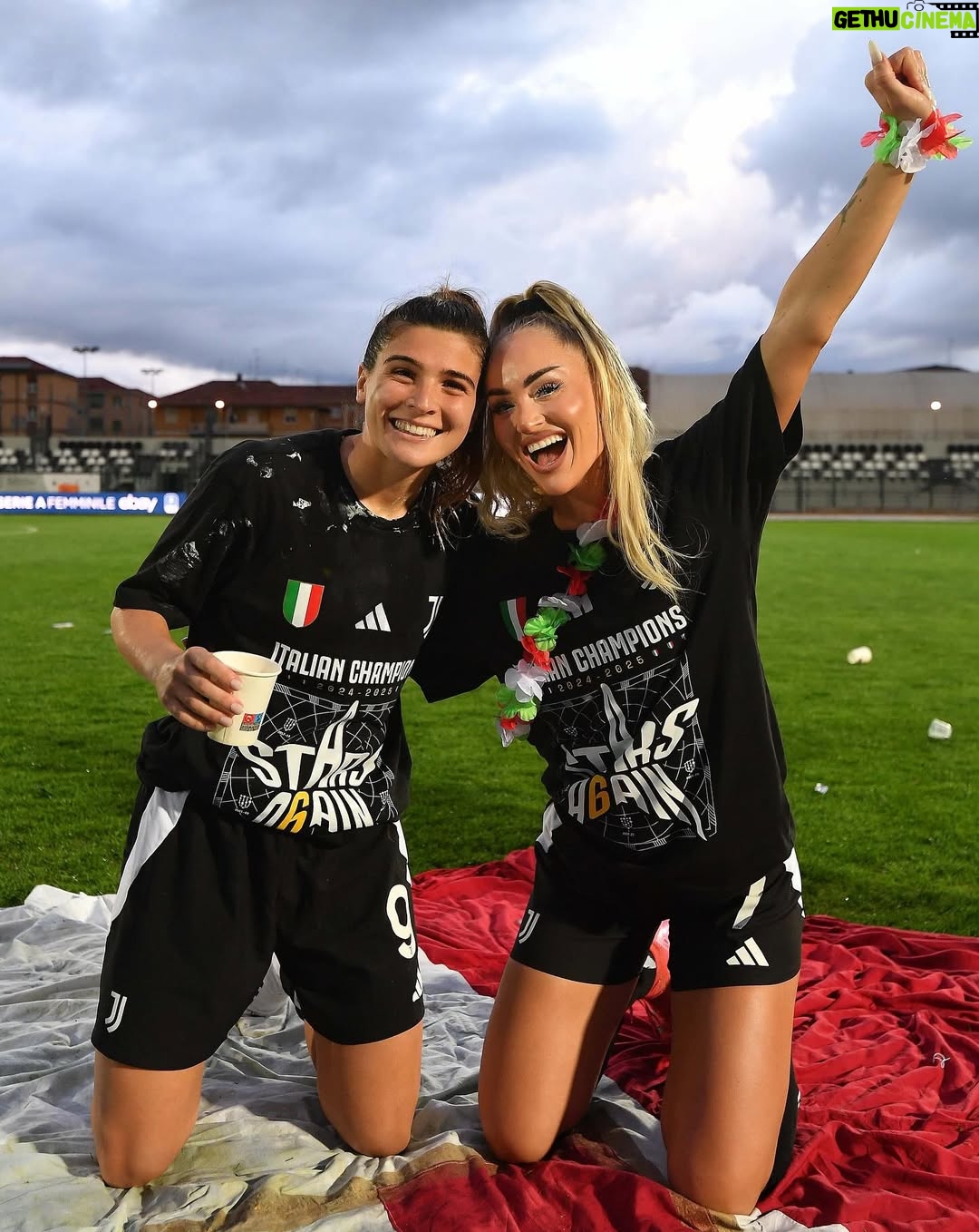 Alisha Lehmann - 356.4K Likes - Ciao bianconeri come stai?

I want to say thank you for this amazing year, especially to my teammates and the amazing fans. The hard work we have put in last season and won titles, a team that I will never forget. I didn’t just had teammates, we were a family and I made friends for life. To leave such an amazing club and people that are close to me, was a very difficult decision. This club, this team and those fans will always have a special place in my heart❤️.