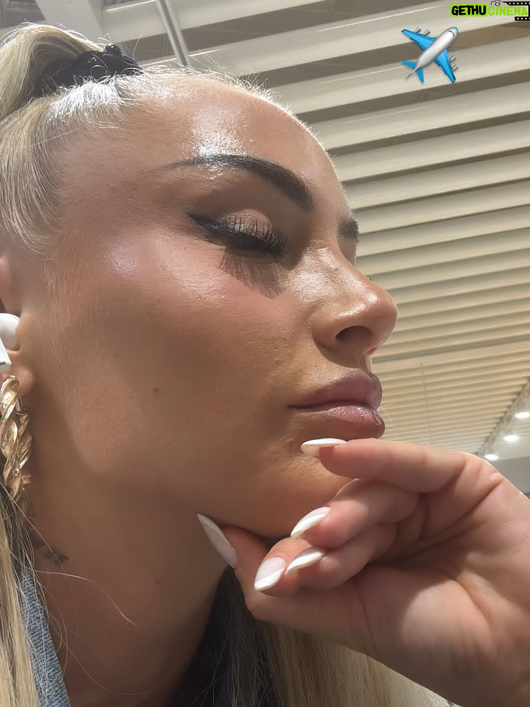 Alisha Lehmann - 299K Likes - Life update