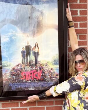 Allie McCulloch Instagram - Sending ALLLLLLL the love to @thesketchmovie from a COMPLETELY FULL THEATRE in Wilmington, NC!!! I feel so blessed to have been a part of this beautiful film, made with love/blood/sweat/tears by the incredible @thesethworley 🧡🧡🧡 the cast is AMAZING! The crew is AMAZING! And my friends & family are AMAZING for coming to support art! Thank you all for being there with me!!!
This movie is so, so good. Do yourself a lil weekend favor and go see it! I promise you won’t regret it!
@mrtonyhale
@thebiancabelle
@kuekellyn
@kaloncox
@stevetaylortpf
@angelstudios_inc
@jshermy.casting
@stwtalent
@codyfry