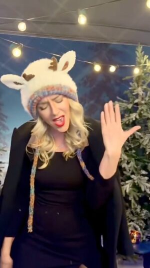 Allison McAtee Instagram - Happy holidays, angels ✨🎁✨
Wishing you a season that sparkles as hard as you do.
Drop a 🎄 if you’re in the spirit   tag your holiday partner-in-crime.
#HappyHolidays #holidayglamping #holidayglam