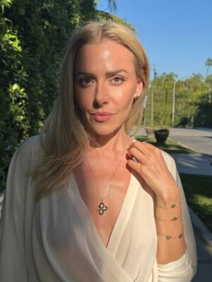 Allison McAtee Instagram - 💎 Like diamonds, we are multifaceted, reflecting different colors from every angle. We are comprised of both light and shadow, ☯️
… dancing in conflicting perfect truths. ♾️
. ✨Expansion requires us to have the courage to reveal and embrace the hidden parts of ourselves. The ones we once tried to outrun. 
Our souls seek for us to lovingly embrace the light and shadow. 🤍
.
If you’re calling in your biggest, boldest WHOLE self, I’m thrilled to share this: 
 ⭐️ Free 8-Day Meditation Challenge⭐️ 
Created by @elodieattiasparis ‘s founder. 
Meant to reconnect you with your intuition. 
.
 Link to meditation in my bio ✨
.
Allow the quiet wisdom into the cracks. Dare to embrace every part of you. ✨🤍♾️🤍✨
.
@elodieattiasparis carries the number 8 as an invocation. A symbol of infinite balance, cyclical becoming, and a reminder that wholeness isn’t light alone but the harmony created when light moves with shadow. ✨♾️✨
Her pieces serve as reminders, to find balance in the stillness. To seek our true self thru the expectation and noise. 
 👉 Follow @elodieattiasparis for more guidance and, intuitive inspiration. And use the code: ALLISON15 thru 2025 to treat yourself (or someone you love.) 🎁
.
#quietluxury #meditationchallenge #inneralchemy