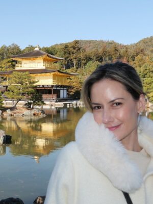 Altaír Jarabo Instagram - Kyoto Vol. I 
Lo que no sabían es que este viaje es mi verdadera 🌙 de 🍯con @fglecercle . Japón estaba cerrado durante el 🦠 y después decidimos hacer otros viajes pero esta es la aventura original.