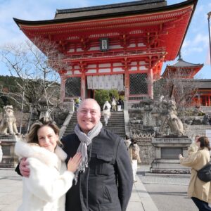 Altaír Jarabo Instagram - Kyoto Vol. I 
Lo que no sabían es que este viaje es mi verdadera 🌙 de 🍯con @fglecercle . Japón estaba cerrado durante el 🦠 y después decidimos hacer otros viajes pero esta es la aventura original.