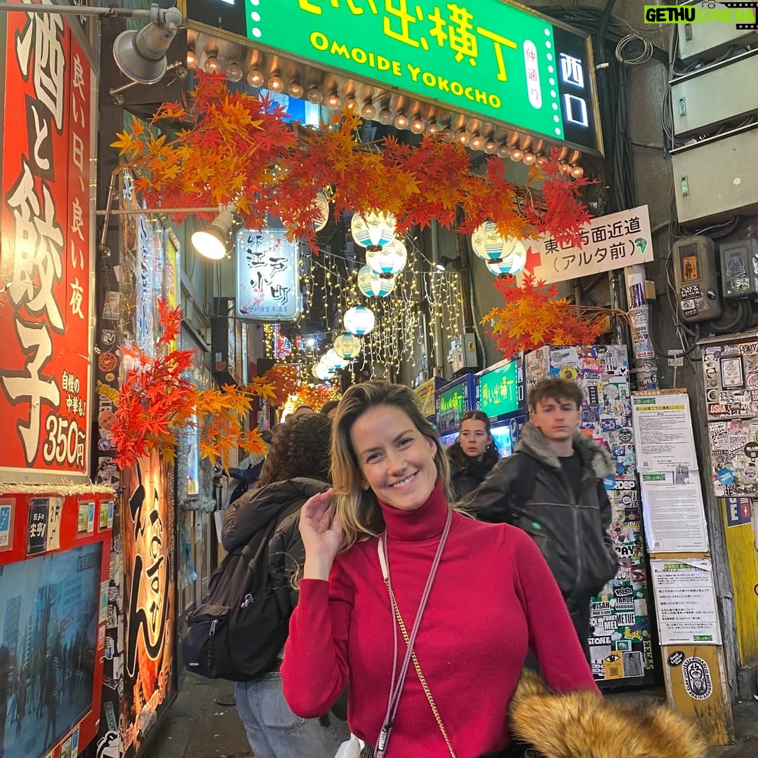 Altaír Jarabo - 31.1K Likes - Tokyo Vol. III 🇯🇵