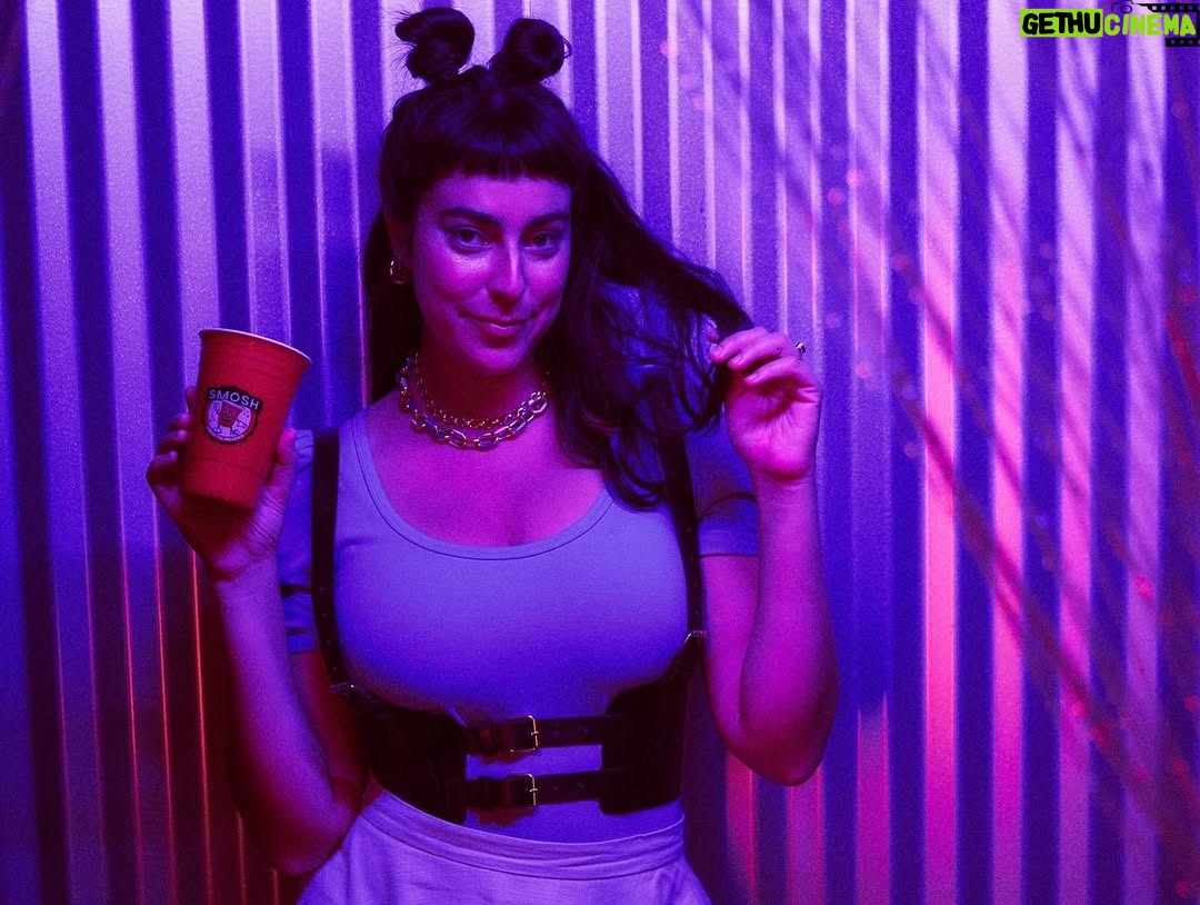 Amanda Lehan-Canto - 91.1K Likes - Happy 20 years @smosh !!!! When I started over six years ago I told you guys in my audition that my superpower was vulnerability and now I’m realizing that my superpower is looking reallly reallly ugly in a wig. I’m honored to be here!