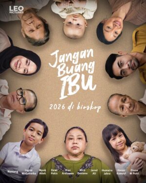 Amanda Manopo Instagram - Mereka tumbuh.
Mereka pergi.

Ibu tetap tinggal menunggu, meski tak pernah dipanggil.

Inilah wajah-wajah yang membawa kisah tentang seorang ibu yang terus mencintai bahkan saat cintanya tak lagi dicari.

Sejauh apa pun kita pergi, ibu tetap rumah. Rumah yang tak pernah mengusir, tak pernah membuang, meski berkali-kali dilupakan.

Sebuah cerita tentang cinta ibu
yang tak bersuara, tak menuntut, dan tak pernah meminta balasan.

🎬 Jangan Buang Ibu
Tayang 2026 di bioskop.

@leopictures_official @filmjanganbuangibu @legacy.pictures @narasisemesta_official @agungsaputrabm @non_hadrah @lunamaya @yasminnapper @denisaputra_real @nirinazubir_ @refalhady @amandamanopo @sptrakori_ @basmalahku @dwisasono @fadlyfsl_ @eri.carl @saskiachadwick_ @farrellrafisqy @nunung63.official @ingridwidjanarko @mpok.atiek @dewi_pakis @diazardiawan @miradesianaa @itsjaredali @humaira_jahra @muhammad_khadijah_ali_hasan @dianamputri @chemamahrey @evelynhutani @andri_aan1 @joojoo.id @bian_lahatt @daffsaputraa @s2pengangguran @dantyistikha_ @auraprameswarii_ @aishwa.ayu 

#JanganBuangIbu #FilmJanganBuangIbu #LeoPictures