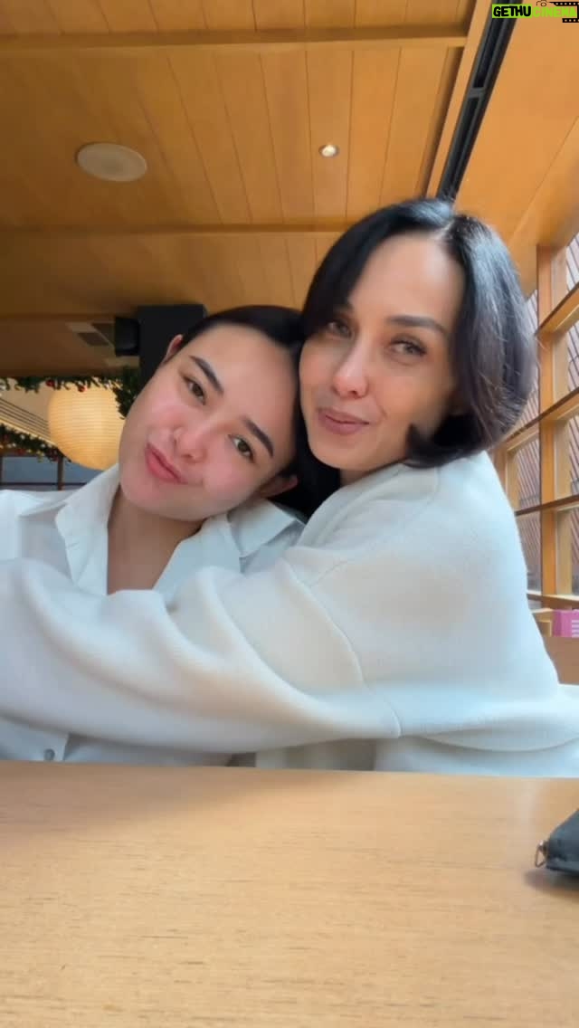 Amanda Manopo - 77.4K Likes - Kebanyakan main sm hantu sih
