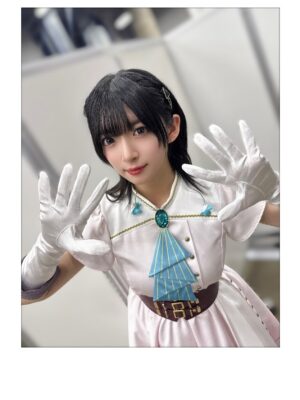 Amane Shindo Instagram - 5th Live Tour ～4Pair Power Spread!!!!～＜スリーズブーケ presents Clover Stage＞ありがとうございました🪷

大好きで大切な仲間達と蓮ノ空のこと好き好きクラブの皆様と過ごすツアー、この世で1番綺麗で素敵な花束でした💐

練習終わりにメンバーで牛丼食べに行ったり、ダンスや歌詞を何度も皆で確認して共有して…練習から本番まで蓮ノ空のみんなと過ごす毎日が本当に楽しくて、その楽しい雰囲気がライブでもパフォーマンス等で皆さんに伝わってたら嬉しいです💚
“青春”してるなぁ(*´ `*)💭

実は、Edel Note の時計が神奈川公演から突然動き始めてね…『今この瞬間』を生きてる事を物凄く実感しました⏱‪𓈒𓏸

ツアー4都市、夢のような大きなステージや大好きな地元でライブが出来て素敵な思い出になりました。
一緒にツアー駆け抜けてくれて本当にありがとうございます！！

これからも“スクールアイドル 桂城 泉”をお届けいたします🪷
引き続き応援よろしく頼むよ😉💚

Edel Note 桂城 泉 役 進藤あまね🪶
 #蓮ノ空 #lovelive  #ねすぐらむ