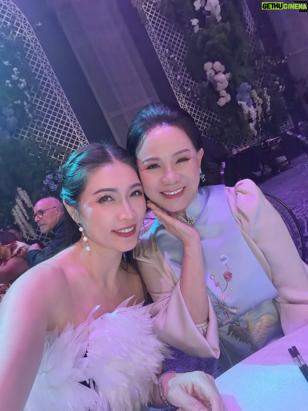 Amber Chia - 1.7K Likes - Happy 70th Birthday to our Malaysia Hair Legend, Datin @winnieloomh 🌟

I still remember meeting you when I was just 17. You were the one who believed in me and said yes at my very first hair show casting. That moment changed my journey.

I can’t believe we have known each other for 26 years now. Through all these years, you’ve always been so humble, kind, and radiant, with that beautiful smile we all love.

So happy to be catching up with so many old friends on this special night ❤️
Thank you for being part of my journey. You are truly an inspiration — still stunning, still gorgeous, aging so gracefully ✨

We love you, Datin Winnie ❤️
Happy Birthday🎂