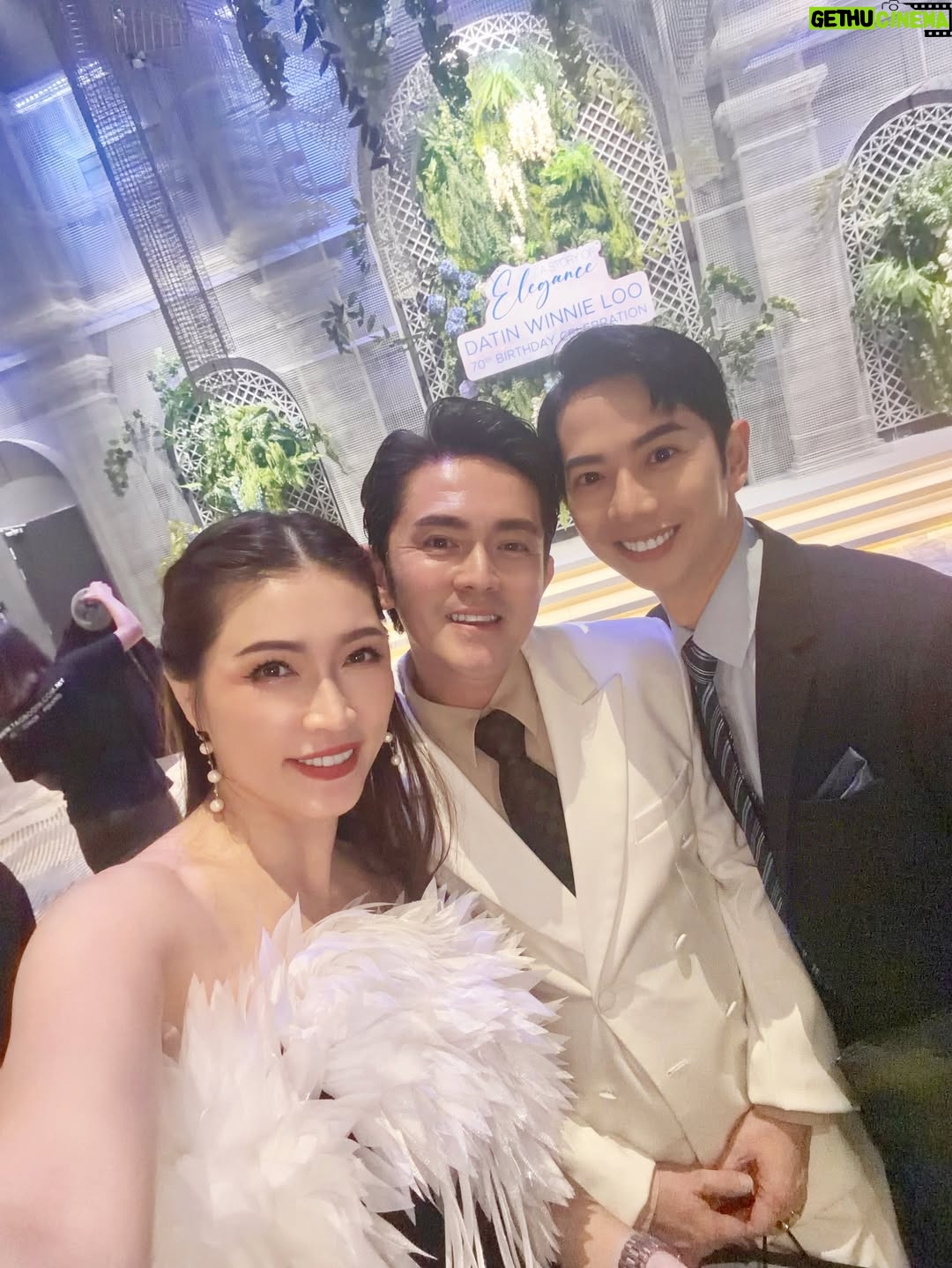 Amber Chia - 1.7K Likes - Happy 70th Birthday to our Malaysia Hair Legend, Datin @winnieloomh 🌟

I still remember meeting you when I was just 17. You were the one who believed in me and said yes at my very first hair show casting. That moment changed my journey.

I can’t believe we have known each other for 26 years now. Through all these years, you’ve always been so humble, kind, and radiant, with that beautiful smile we all love.

So happy to be catching up with so many old friends on this special night ❤️
Thank you for being part of my journey. You are truly an inspiration — still stunning, still gorgeous, aging so gracefully ✨

We love you, Datin Winnie ❤️
Happy Birthday🎂