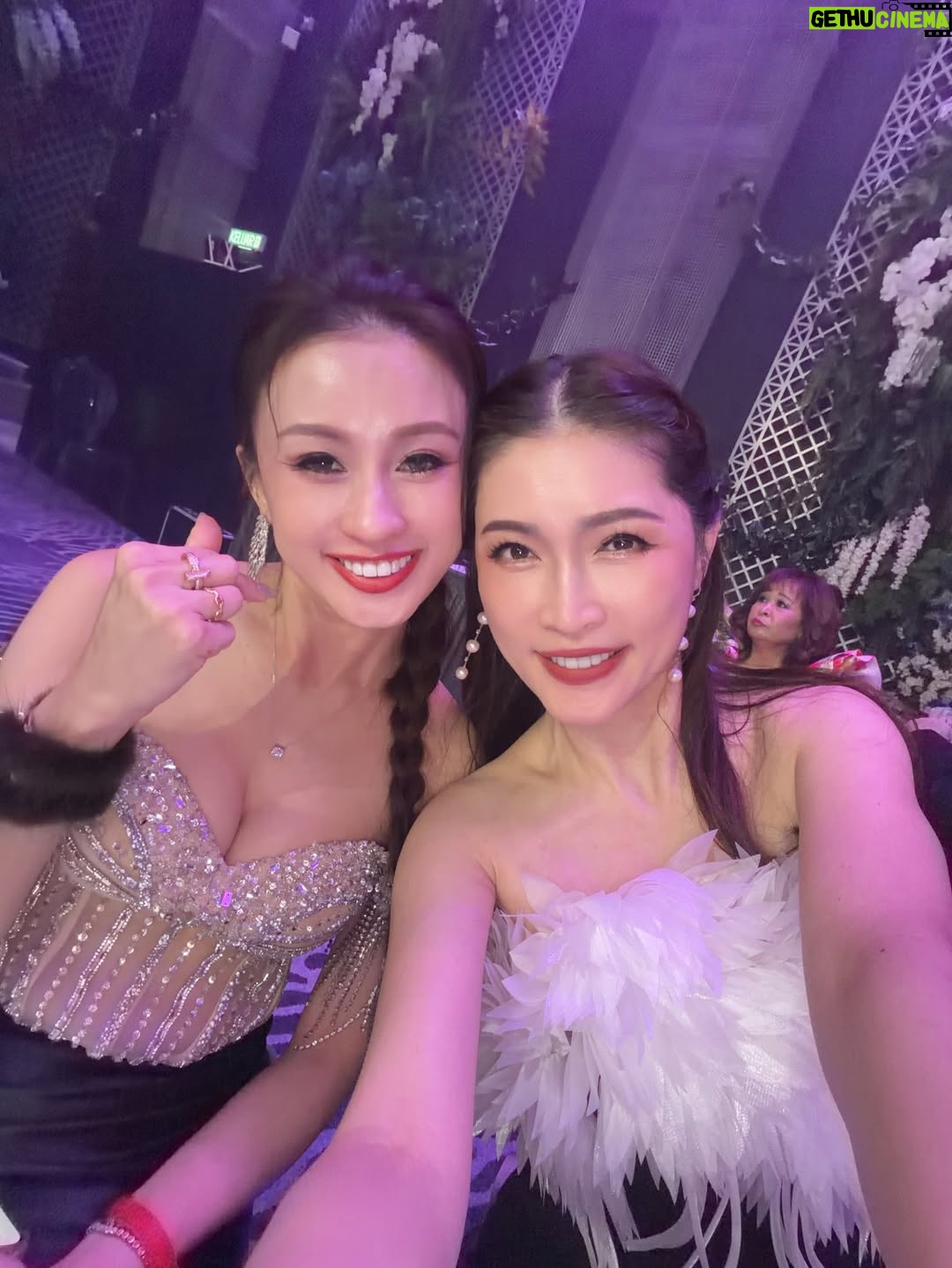 Amber Chia - 1.7K Likes - Happy 70th Birthday to our Malaysia Hair Legend, Datin @winnieloomh 🌟

I still remember meeting you when I was just 17. You were the one who believed in me and said yes at my very first hair show casting. That moment changed my journey.

I can’t believe we have known each other for 26 years now. Through all these years, you’ve always been so humble, kind, and radiant, with that beautiful smile we all love.

So happy to be catching up with so many old friends on this special night ❤️
Thank you for being part of my journey. You are truly an inspiration — still stunning, still gorgeous, aging so gracefully ✨

We love you, Datin Winnie ❤️
Happy Birthday🎂