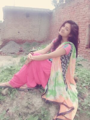 Ambika Vani Instagram - Chalo mitro mere sath 2016 mein❤️🥹
#2016 #10yearchallenge