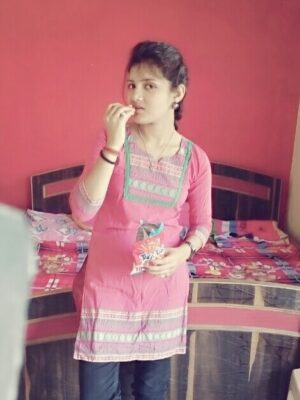 Ambika Vani Instagram - Chalo mitro mere sath 2016 mein❤️🥹
#2016 #10yearchallenge