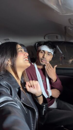 Amisha Instagram - Mera nam dimag me aata h pele kitna pyaar krta mujse❤️😂@__amisha17 @happy_singh_d1