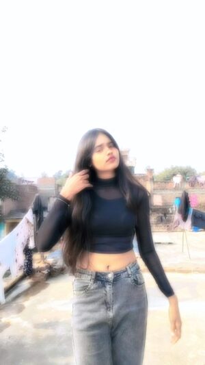 Amita Devi Instagram - Gunde the finecer..❤️
.
.
.
.
#viral #trending #dance #explore #reel #instagram