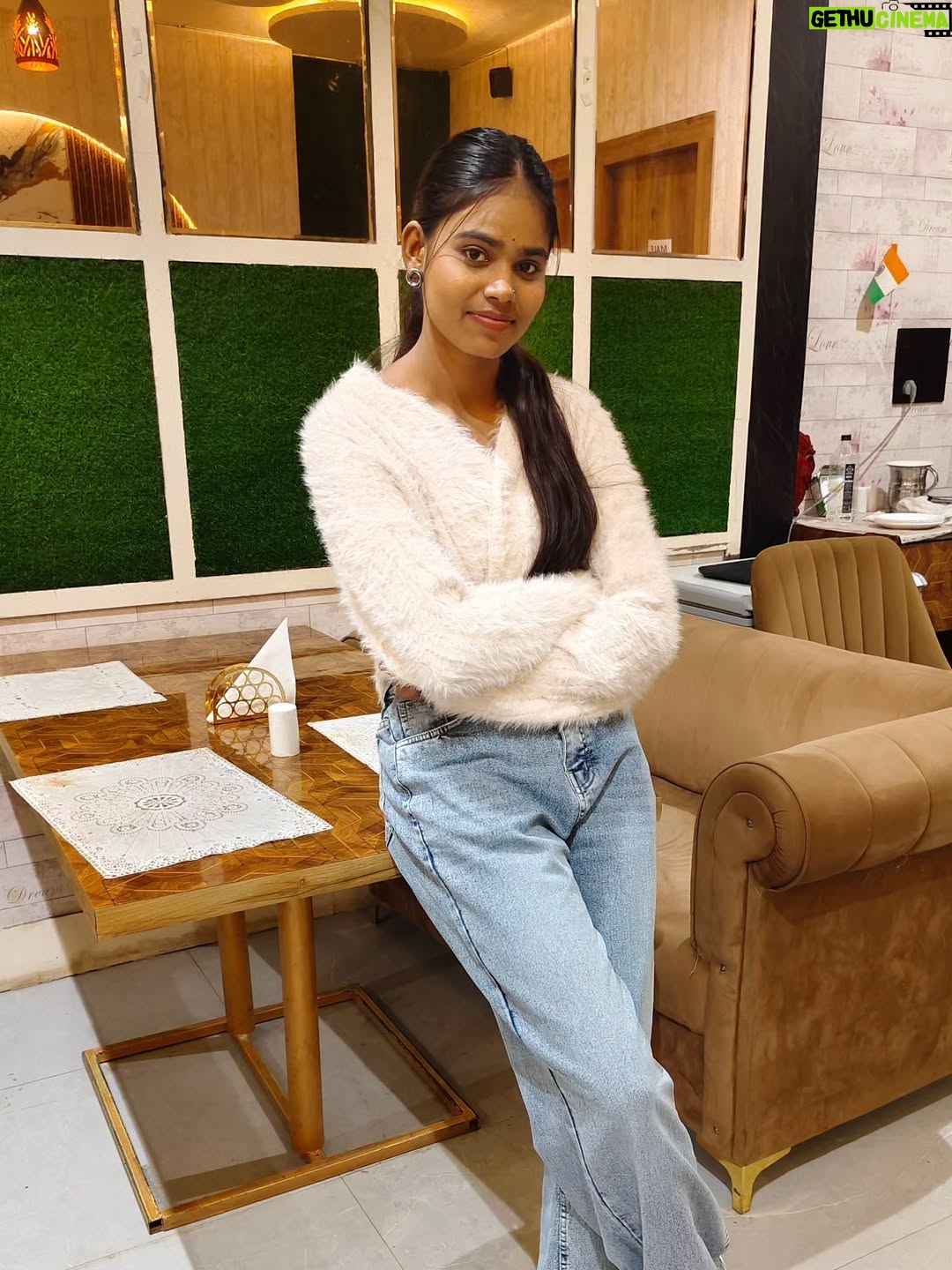 Amita Devi - 171 Likes - Shararat..❤️👀
.
.
.
.
.
#viral #trending #new #post