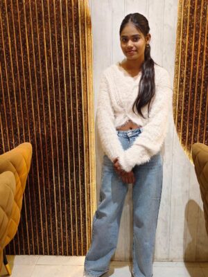 Amita Devi Instagram - Shararat..❤️👀
.
.
.
.
.
#viral #trending #new #post