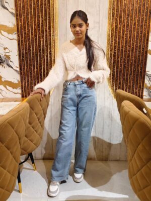 Amita Devi Instagram - Shararat..❤️👀
.
.
.
.
.
#viral #trending #new #post