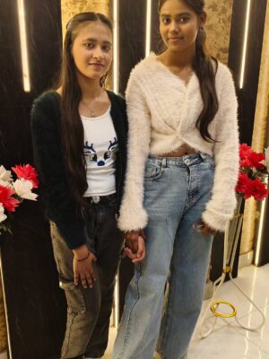 Amita Devi Instagram - Shararat..❤️👀
.
.
.
.
.
#viral #trending #new #post