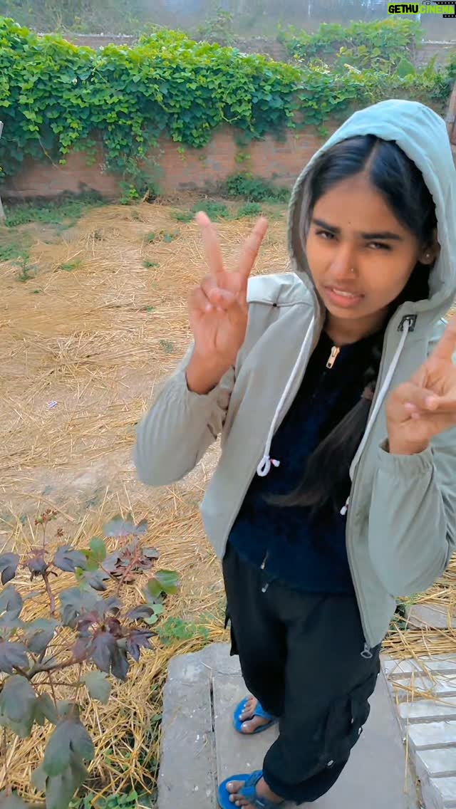 Amita Devi - 136 Likes - Banku bhaiya ❤️✨
.
.
.
.
.
.
#viral #trending #song #dance #amitadevi20 #explore #reel #instagram #amitafam
