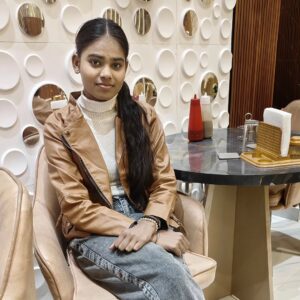 Amita Devi Instagram - Mati with friends,👀✨❤️
.
.
.
.

#viral #trending #song #new#post