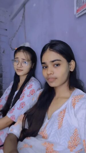 Amita Devi Instagram - Saitan ko .😂
.
.
.
.
#trending #viral #dance #explore #reel