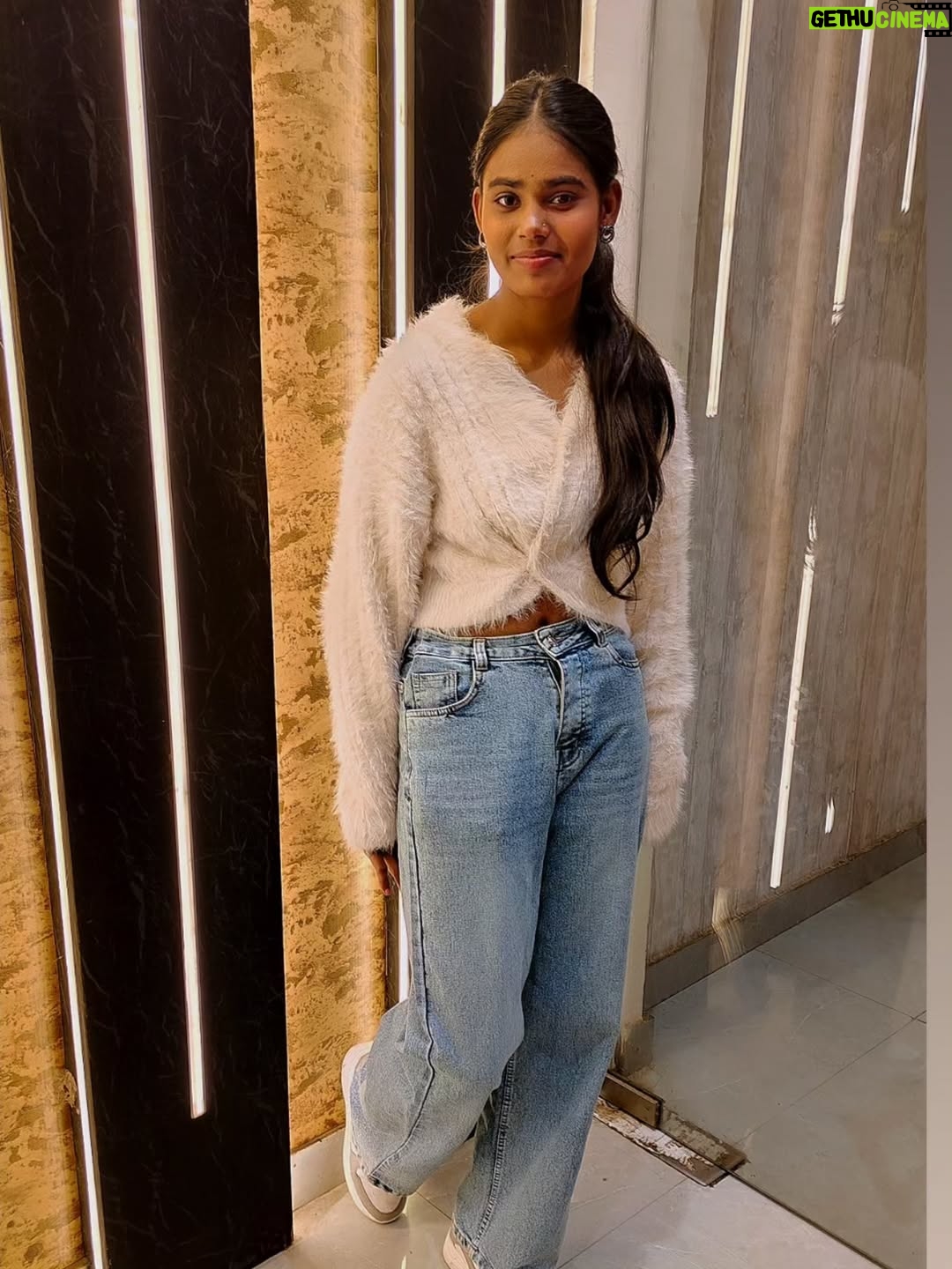 Amita Devi - 171 Likes - Shararat..❤️👀
.
.
.
.
.
#viral #trending #new #post