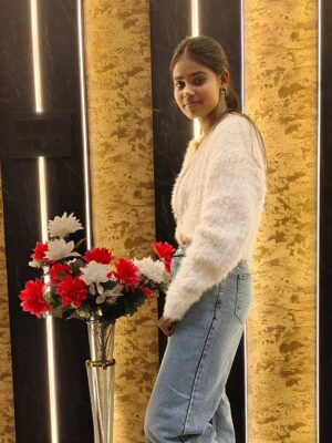 Amita Devi Instagram - Shararat..❤️👀
.
.
.
.
.
#viral #trending #new #post