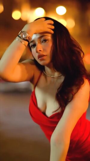 Amrita Mishra Instagram - Attention please š„
#viral #professionalphotography #nightshoot #girlinreddress #photoshoot
{viral, professional Photoshoot, night shoot, viral, viral reel}